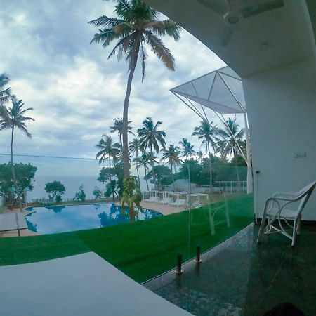 Elixir Cliff Beach Resort And Spa Varkala Esterno foto