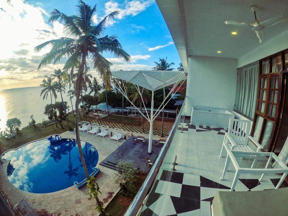 Elixir Cliff Beach Resort And Spa Varkala Esterno foto