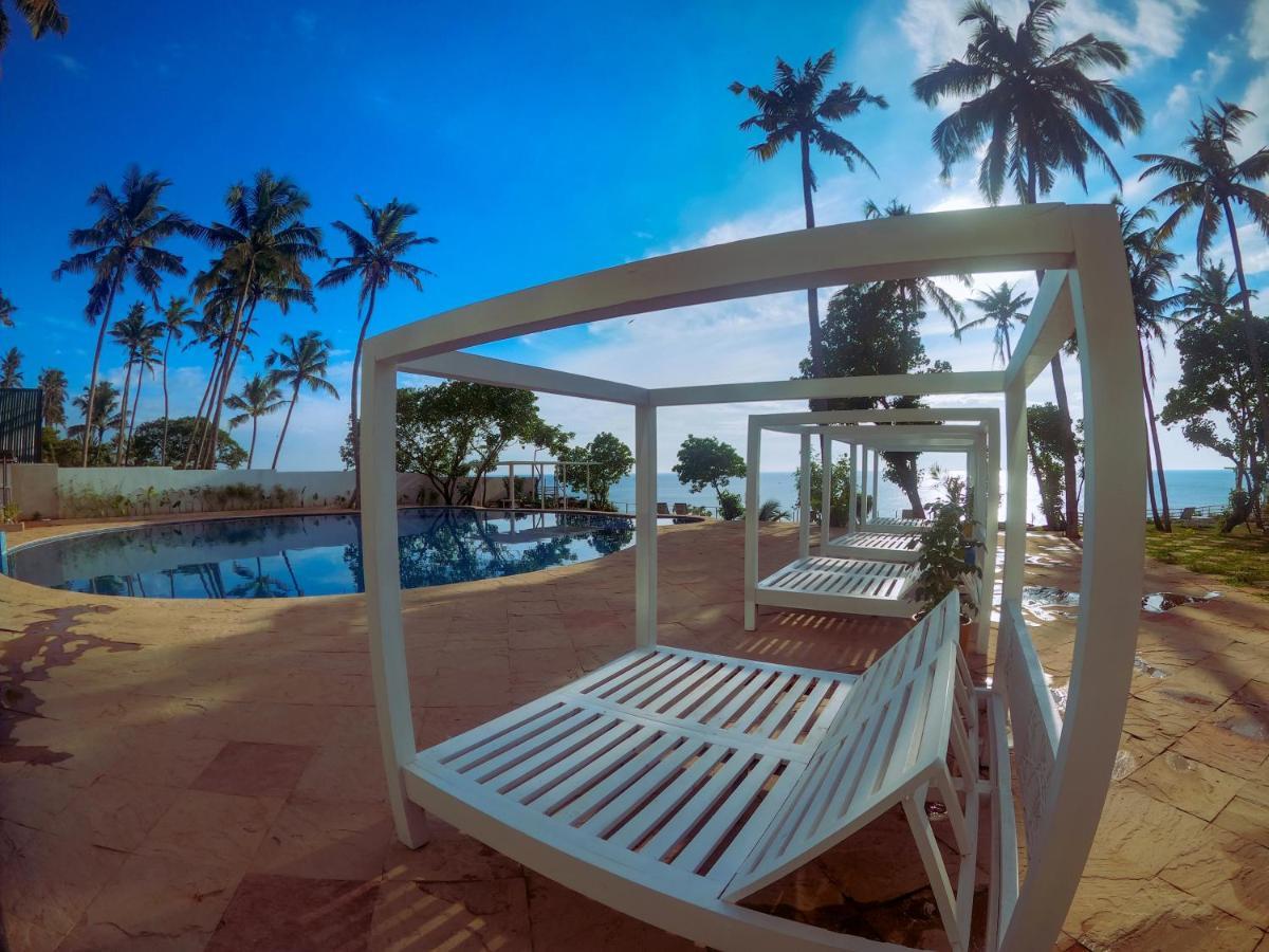 Elixir Cliff Beach Resort And Spa Varkala Esterno foto