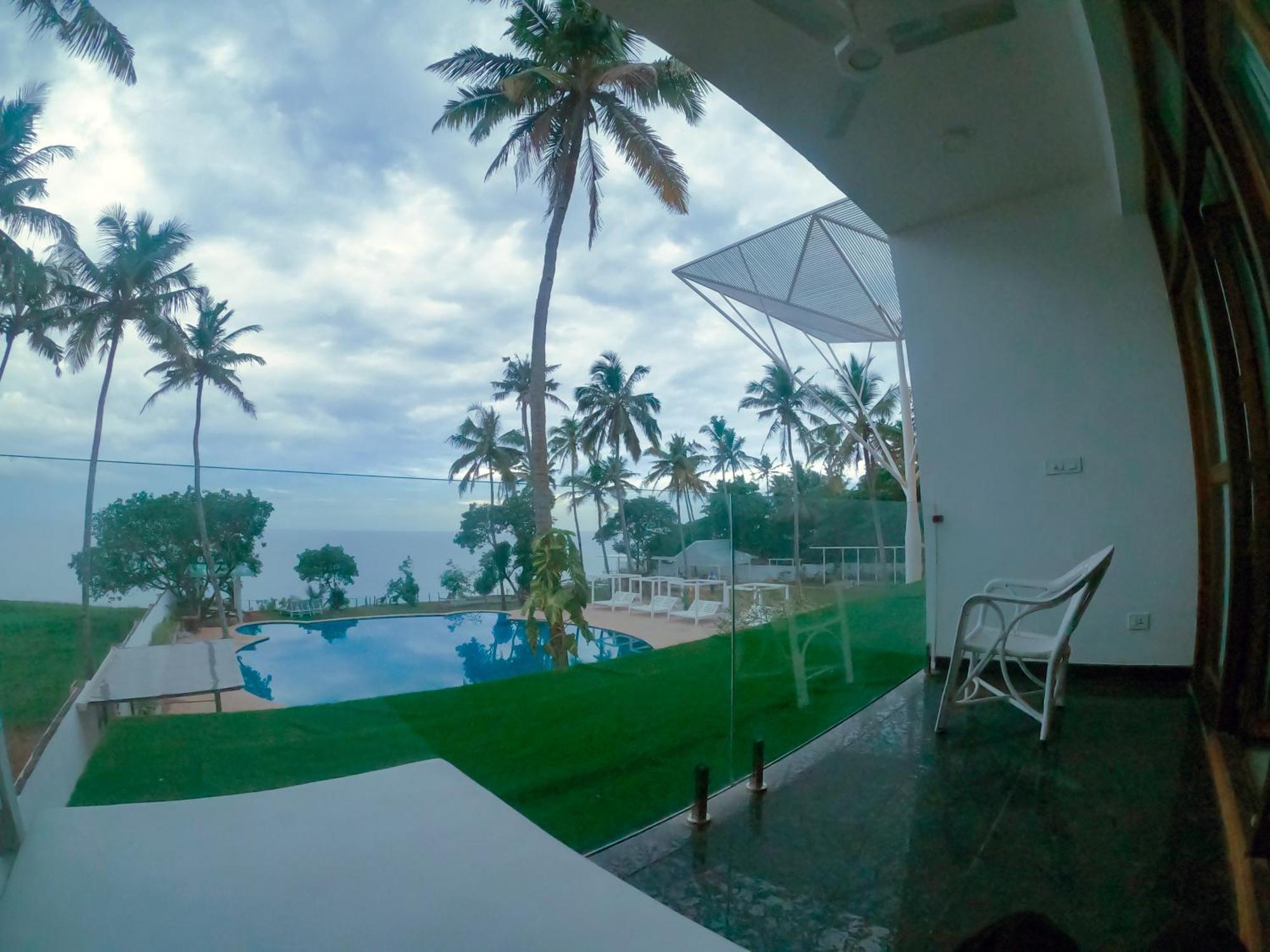 Elixir Cliff Beach Resort And Spa Varkala Esterno foto