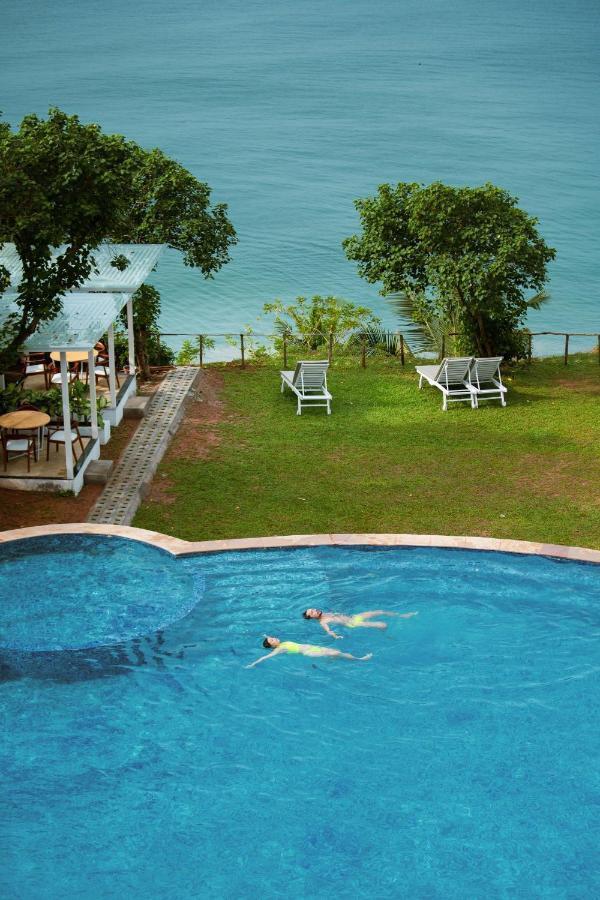Elixir Cliff Beach Resort And Spa Varkala Esterno foto